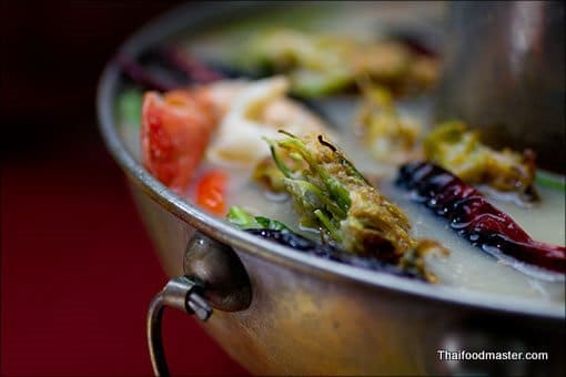 tom-yum-goong-thaawt-man-daawk-sa-noh-5